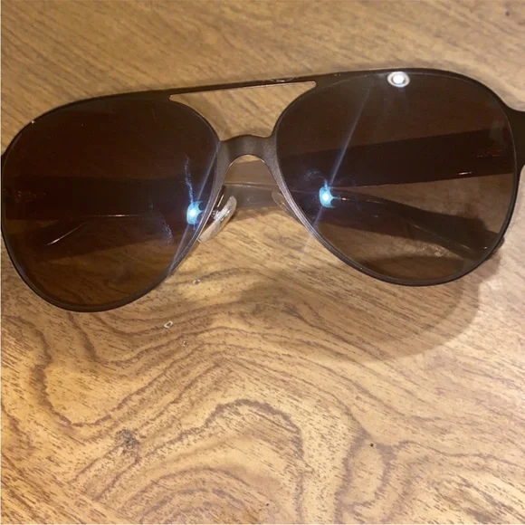 Tory Burch Sunglasses - Picture 5 of 7